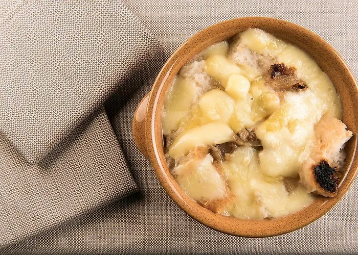 מלון Ristorante Miramonti 3*
